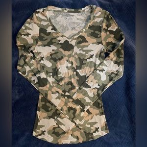 Small No Boundaries green camouflage long sleeve v-neck